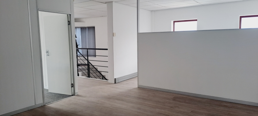 To Let commercial Property for Rent in Bo Oakdale Western Cape